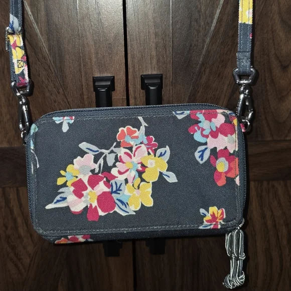 VERA BRADLEY Crossbody RFID Wallet Dark Gray w/Floral Pattern - Picture 10 of 11